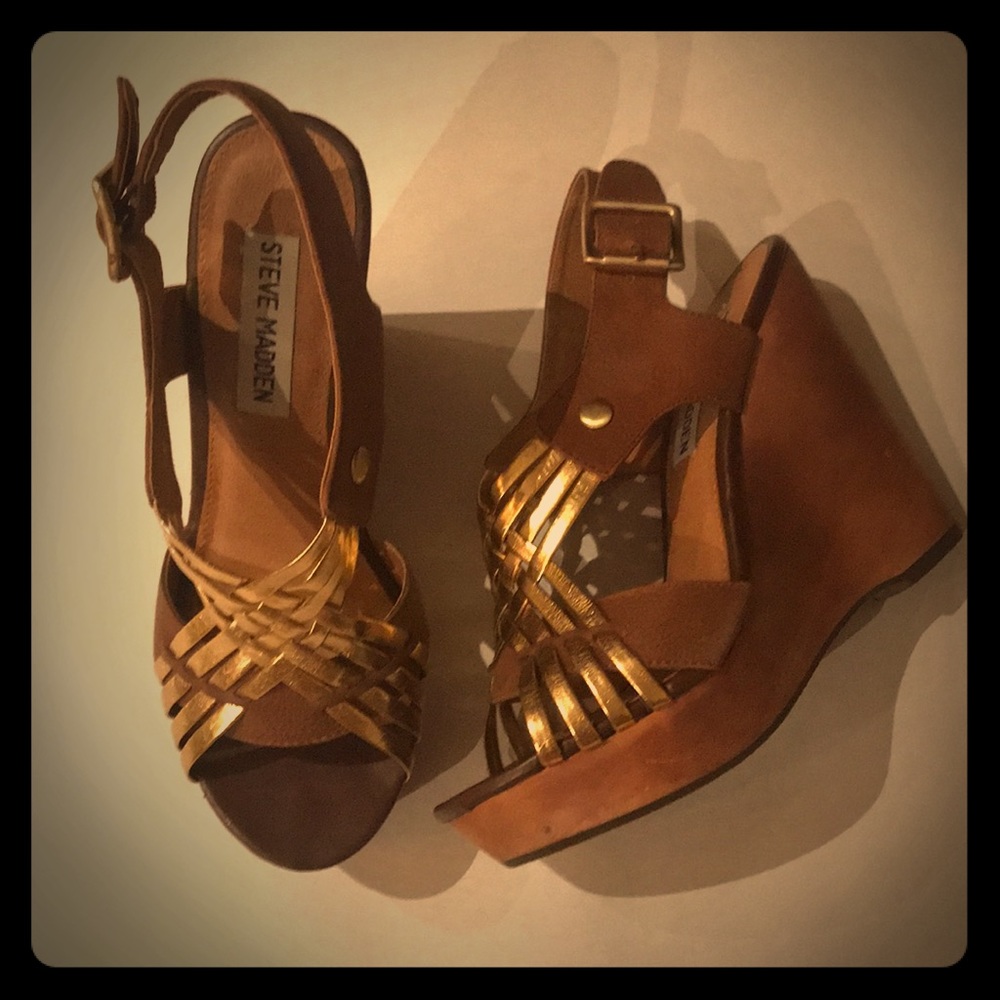 Platform wedge sandals